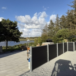 Ny lækker flise terrasse i Spøttrup