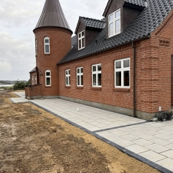 Flisebelægning i Spøttrup