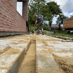 Lægning af fliser og brosten